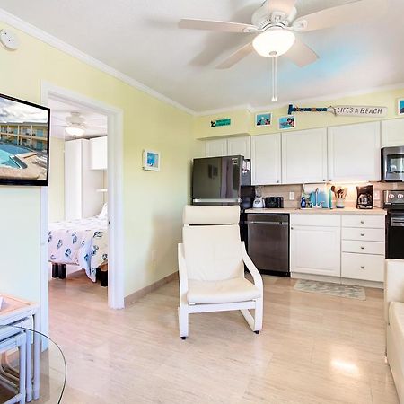 Five Palms Vacation Rentals- Daily - Weekly - Monthly เคลียร์วอเตอร์บีช ภายนอก รูปภาพ