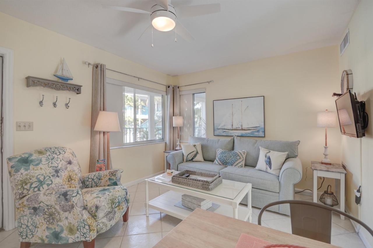 Five Palms Vacation Rentals- Daily - Weekly - Monthly เคลียร์วอเตอร์บีช ภายนอก รูปภาพ