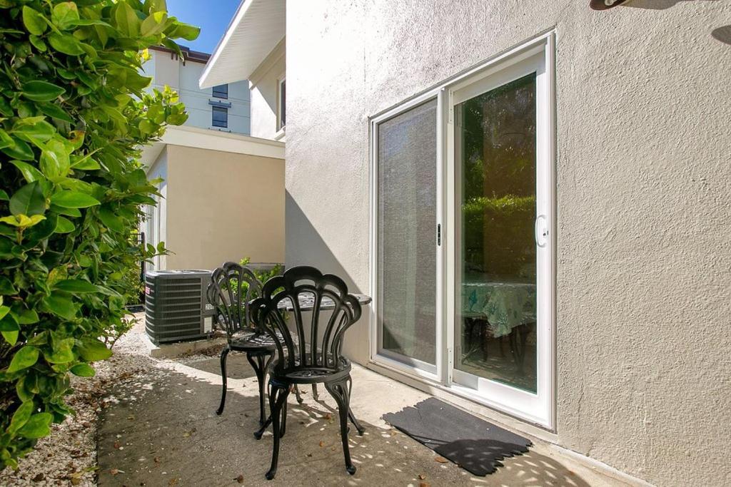 Five Palms Vacation Rentals- Daily - Weekly - Monthly เคลียร์วอเตอร์บีช ภายนอก รูปภาพ