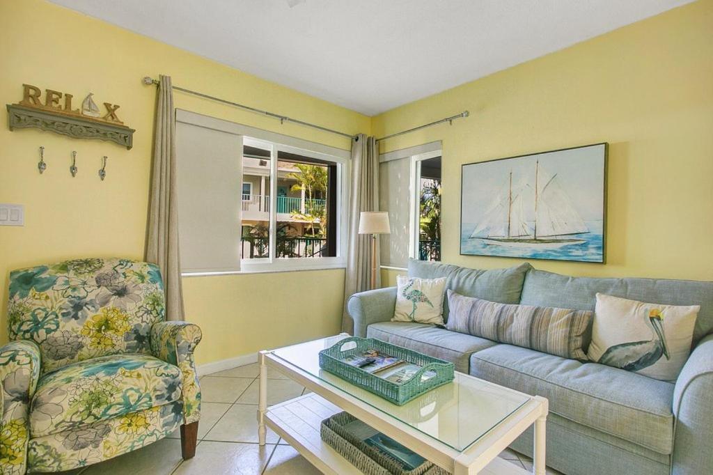 Five Palms Vacation Rentals- Daily - Weekly - Monthly เคลียร์วอเตอร์บีช ภายนอก รูปภาพ